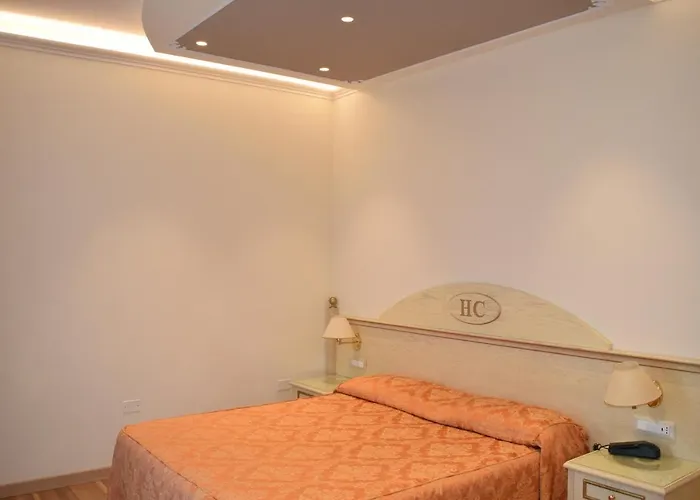 Carlton Hotel 4*
