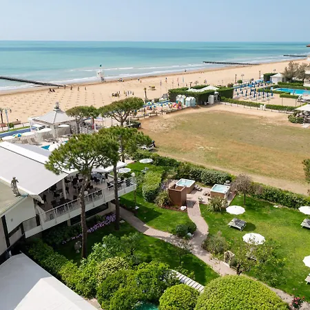 Szálloda Carlton 4*