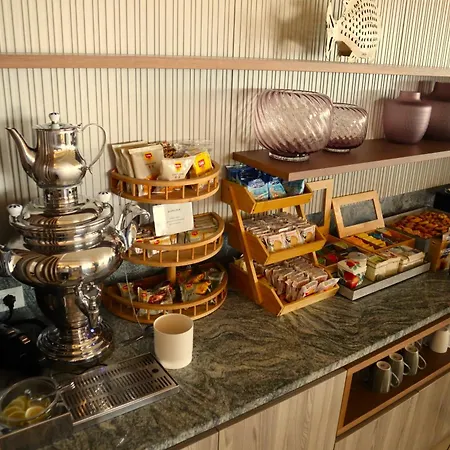 Otel Carlton