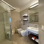 Hotel Carlton 4*
